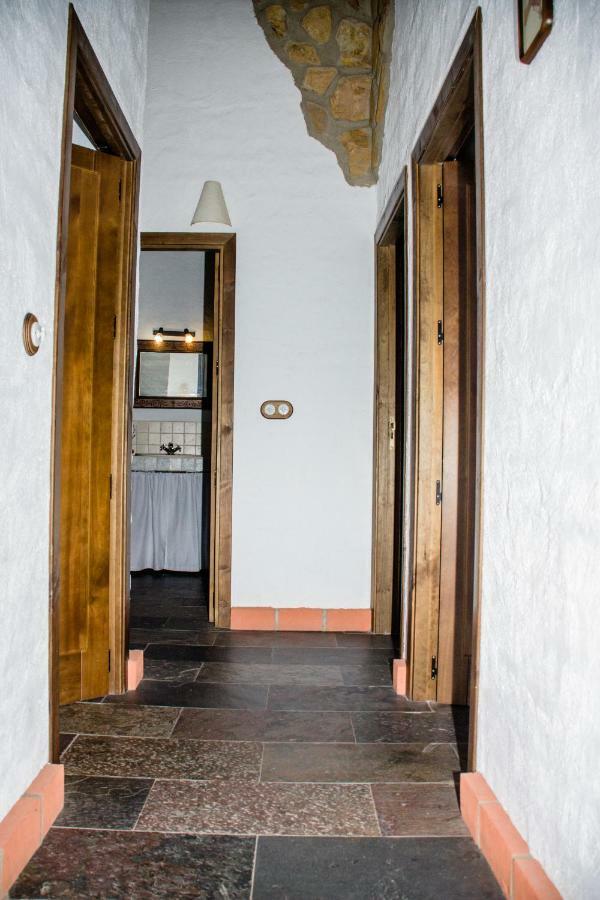 Mirador De Fuentes Guest House Fuentes De Leon Exterior photo